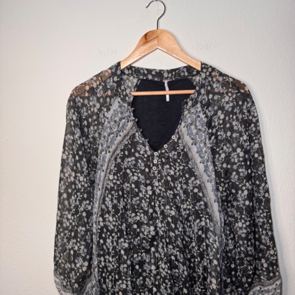 Free People Mini Shimmer Dress Women's SM Black Sparkle Lightweight - Picture 2 of 5